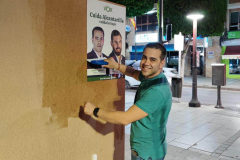 2023-05-12-Pegada-carteles-Vox-1