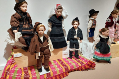 2024-01-20-Exosicion-trajes-regionales-2