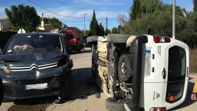 Photo of Un coche vuelca en un aparatoso accidente en Sangonera la Seca, sin heridos