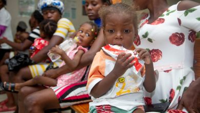 Photo of Los niños de Haití viven amenazados por la violencia, la desnutrición y las enfermedades