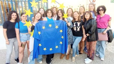 Photo of Alumnos del IES Sanje animan a votar en las Elecciones Europeas