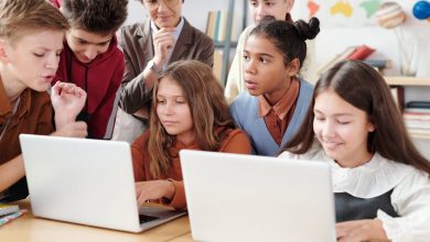Photo of La Comunidad restringirá aún más el uso de pantallas en colegios e institutos