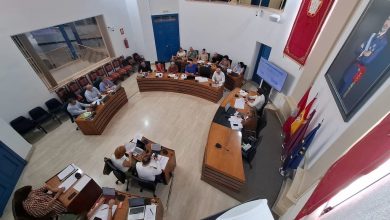 Photo of Polémica en el Pleno por la propuesta para distinguir a Joaquín Buendía con el título de Hijo Adoptivo